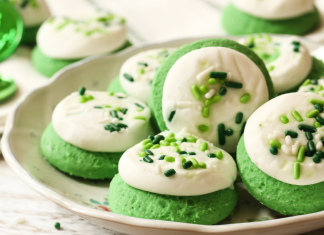St. Patrick's Day cookies.